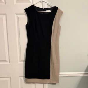 EUC Sz 8 Calvin Klein Black Beige Colorblock Sleeveless Midi Sheath Dress Lined